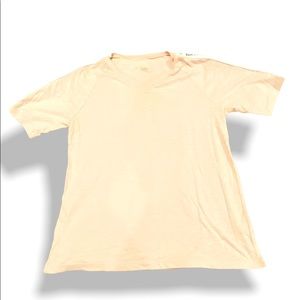 Size M travel pink shirt